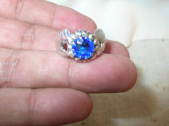 Vintage Sterling Silver Leaf Ring Blue Stone - image 1