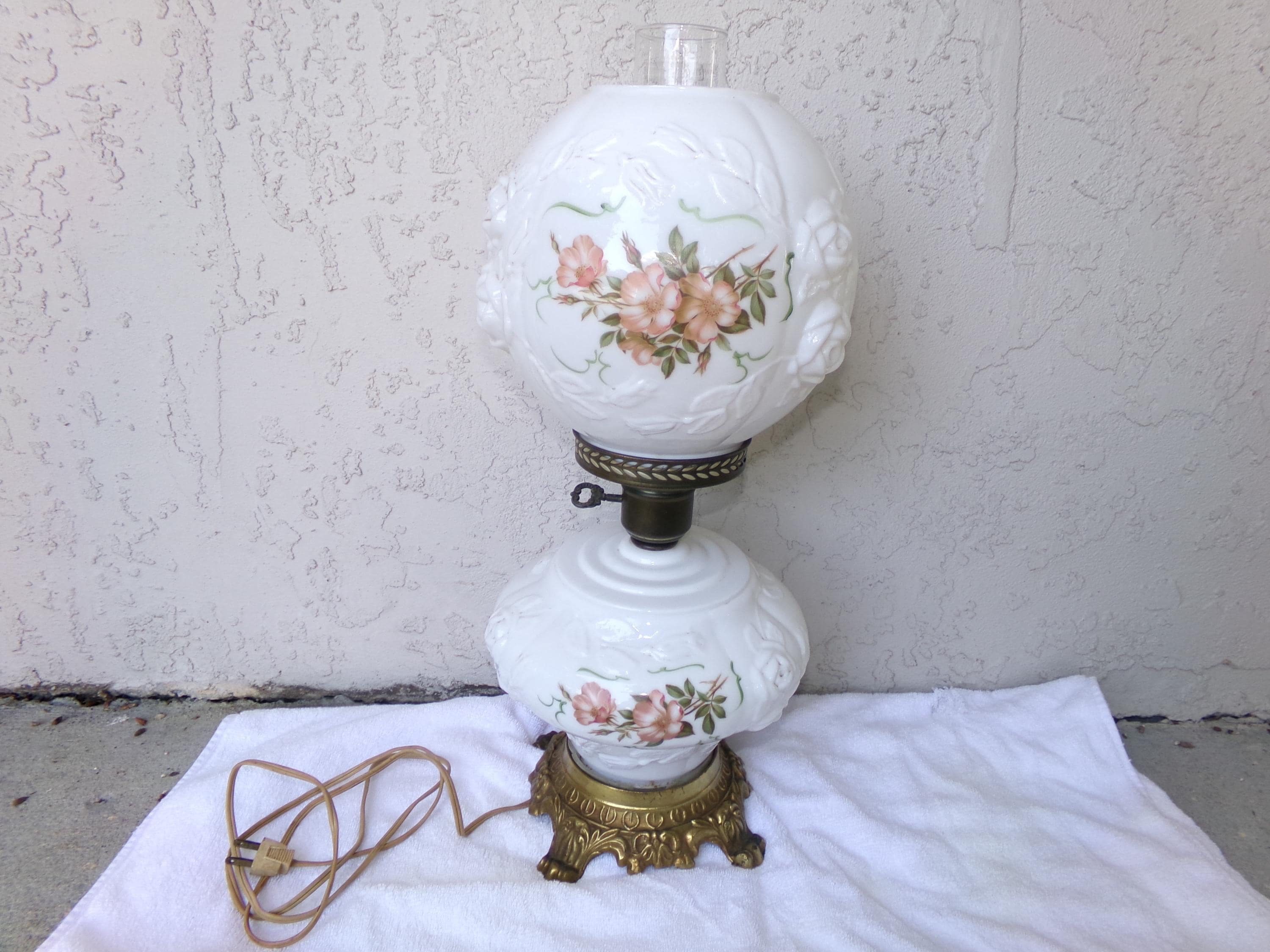 Antique Milk Glass Floral Gone With the Wind Lamp - Etsy