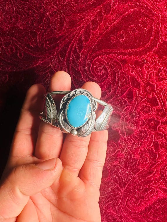 Vintage Native American Navajo Sterling Silver and Turquoise Cuff