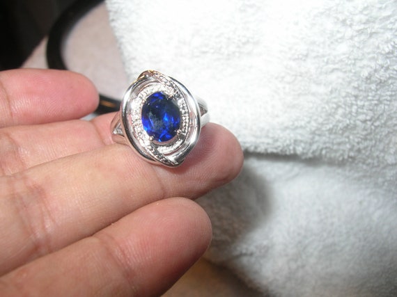 Vintage Sterling Silver Sapphire Ring - image 4
