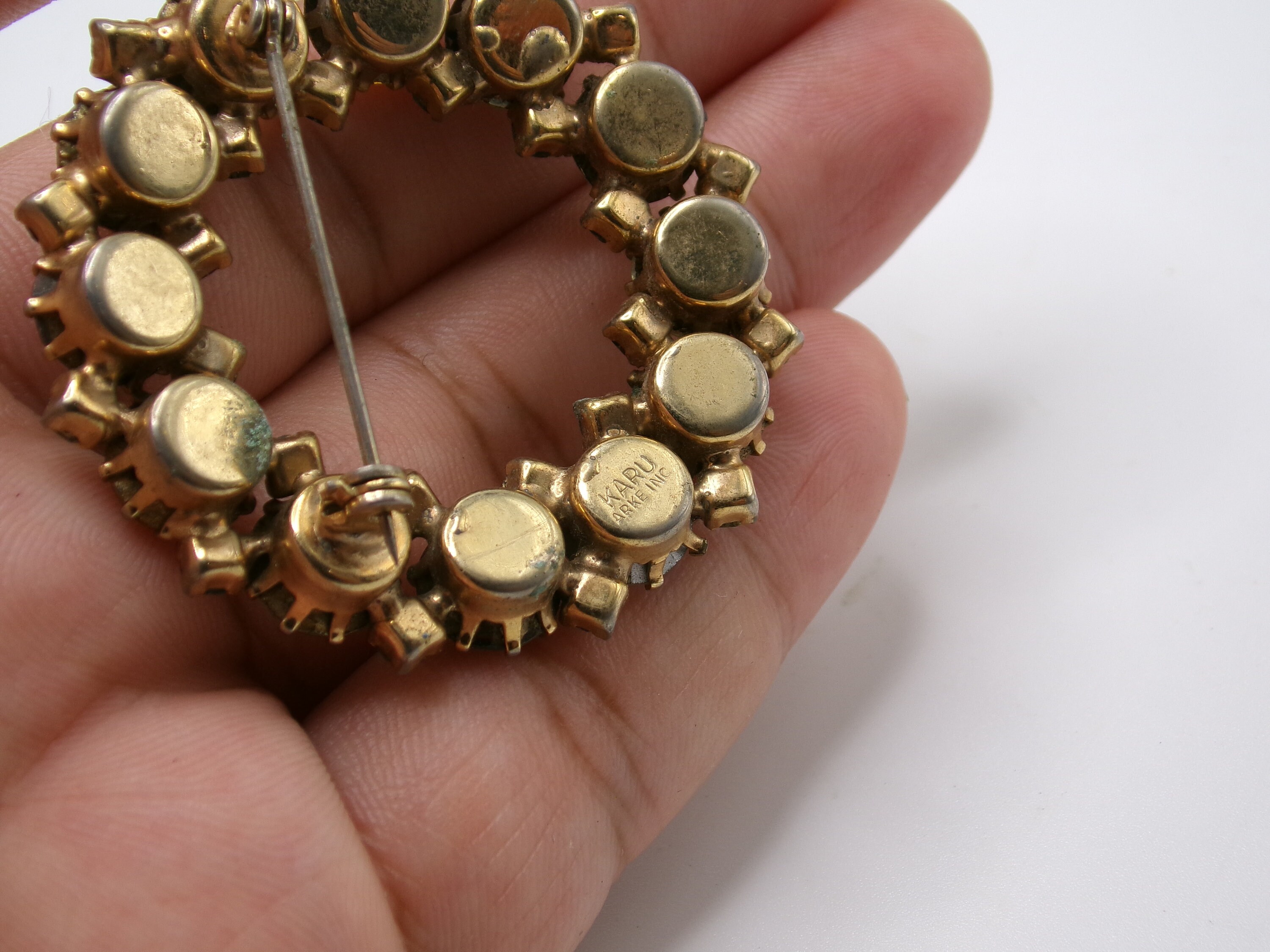Vintage Rhinestone Wreath Brooch by Karu Arke Inc - Etsy