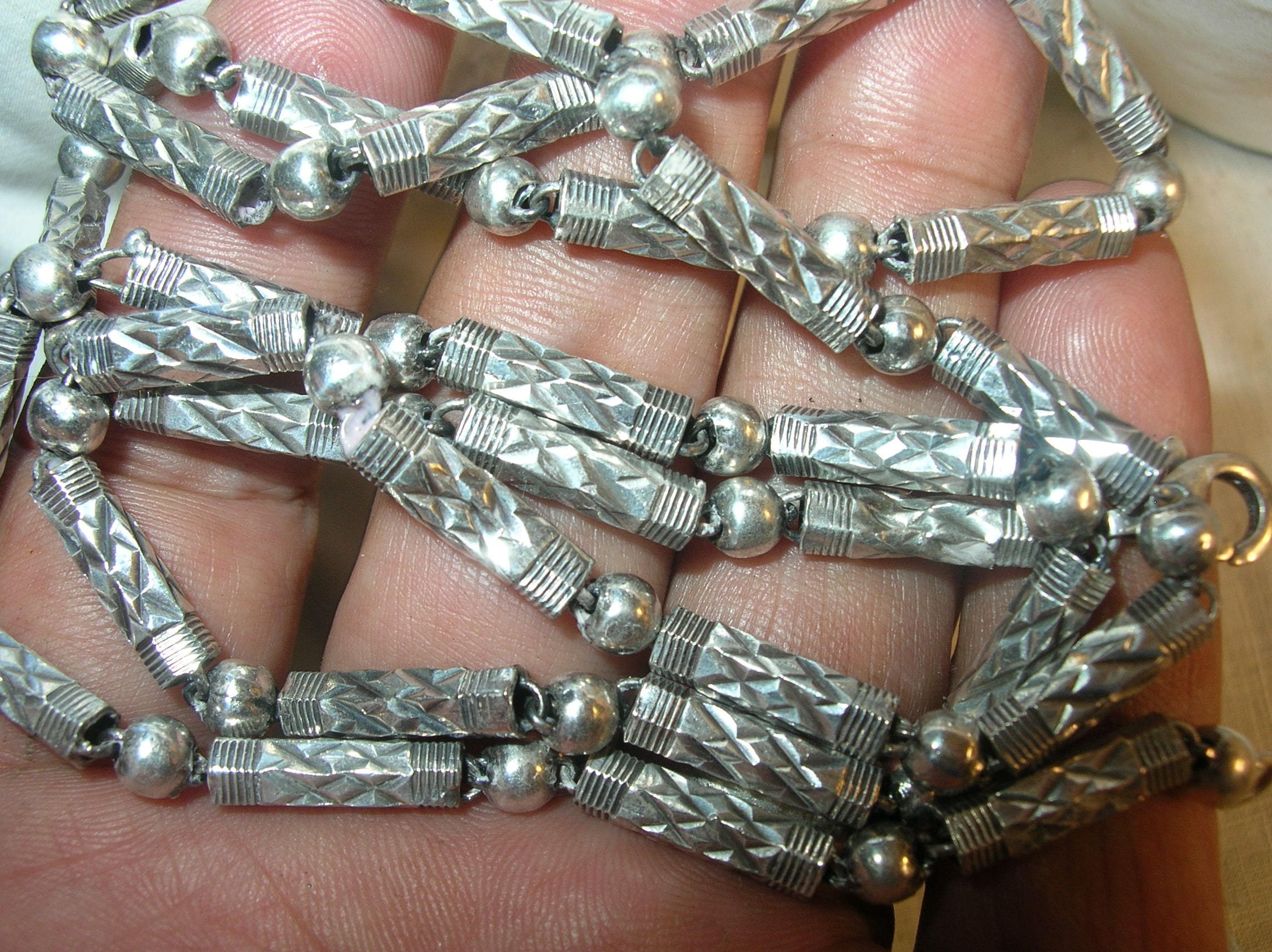 Vintage Sterling 29" Link Necklace Chased Design