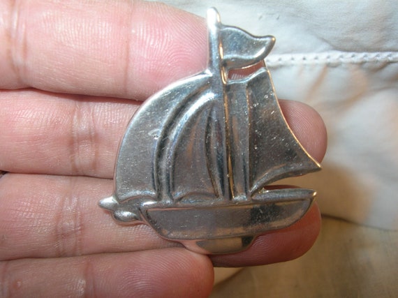 Vintage Sterling Brooch Sailboat - image 3