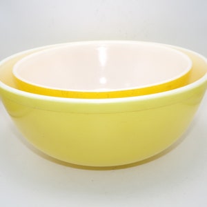 Vintage Yellow Pyrex Bowls Pair