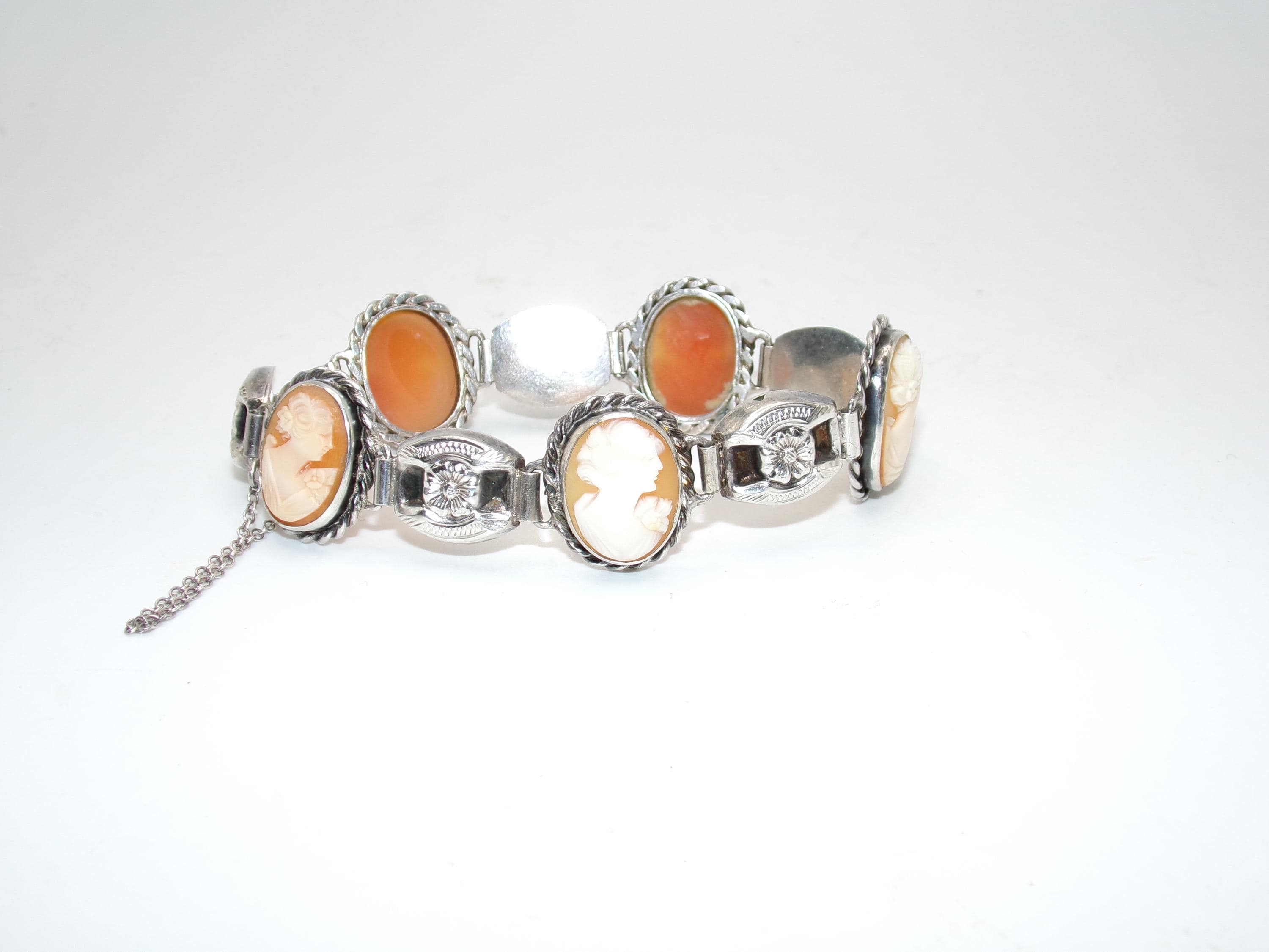 Vintage 800 Coin Silver Link Bracelet – Hand-carved Shell Cameo