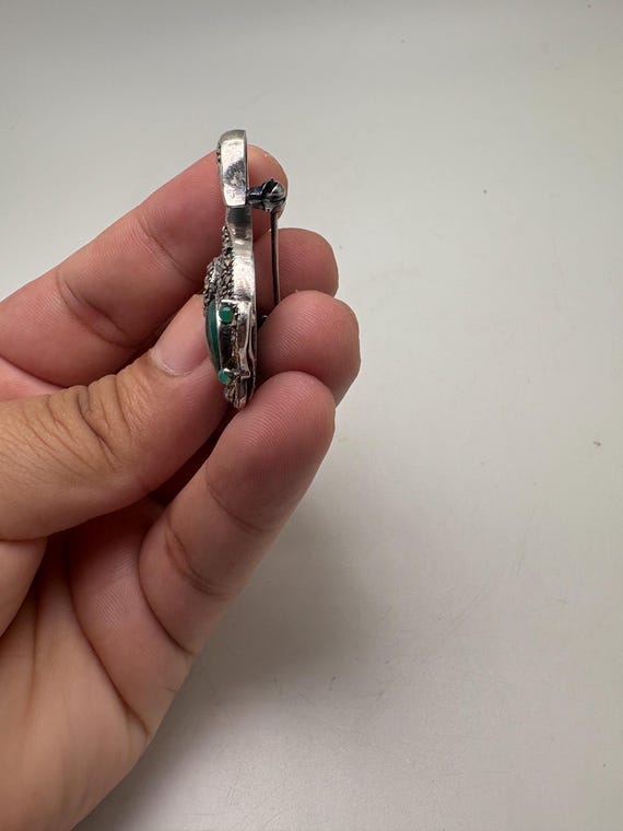 ヴィンテージ スターリングシルバー スワンブローチ | グリーン ヴィンテージ スターリングシルバー スワンブローチ | グリーン