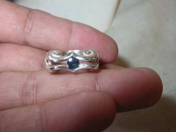 Vintage Sterling Blue Topaz Ring - image 2