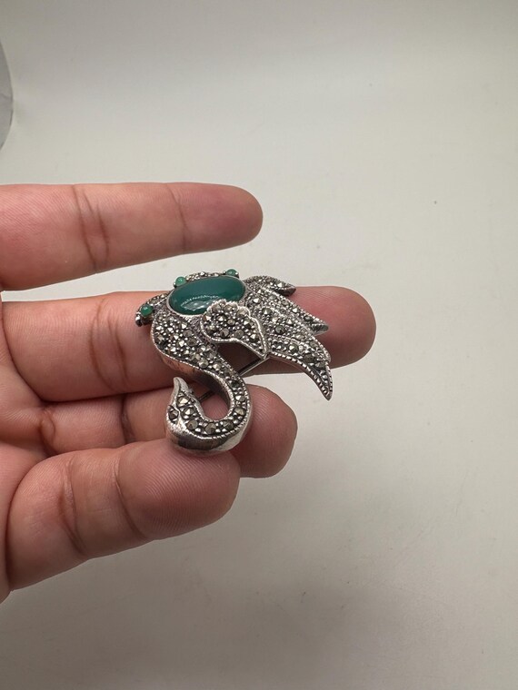ヴィンテージ スターリングシルバー スワンブローチ | グリーン ヴィンテージ スターリングシルバー スワンブローチ | グリーン
