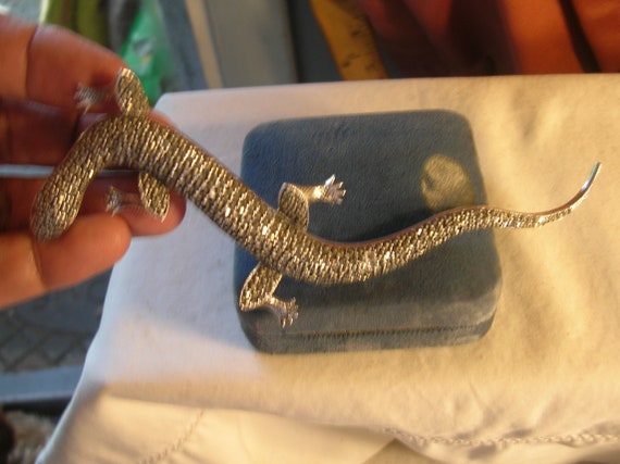 Vintage Sterling Large Marcasite Lizard Brooch - image 3