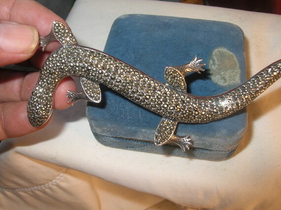 Vintage Sterling Large Marcasite Lizard Brooch - image 2