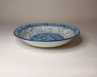 ピンクの花と金色の縁取りが施された青い磁器のボウル - Etsy 日本