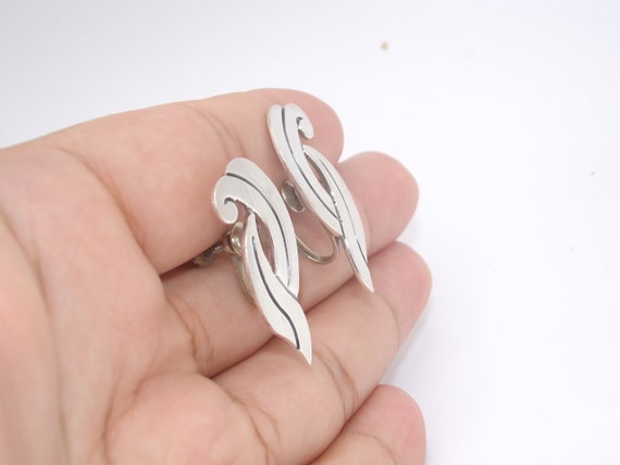 Mid Century Sterling Silver Taxco Earrings *Hallm… - image 2