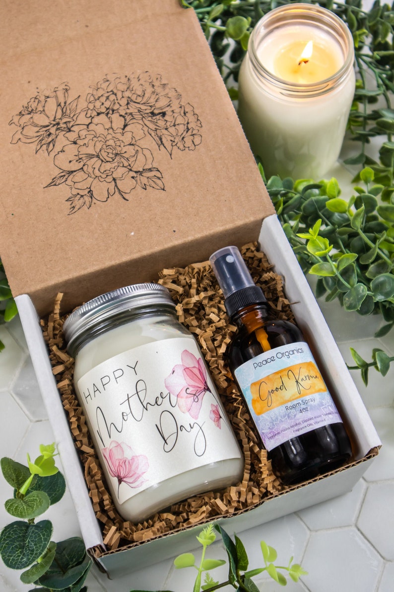 Happy Mother/'s Day Candle Gift Box 16oz Candle /& Room Spray
