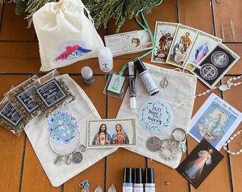 Three Days of Darkness Kit | Travel-size Altar Kit | Catholic Gifts | Holy Oils | Prayer Cards | Divine Mercy, Padre Pio, Mary