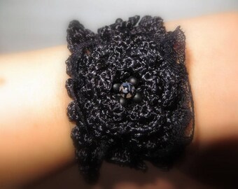 Crochet bracelet/cuff