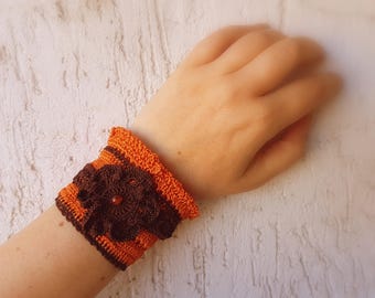 Crochet bracelet/cuff