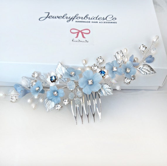 Blue flowers bridal hair comb with leaves, Something blue bridal hair piece, Dusty blue wedding headpiece