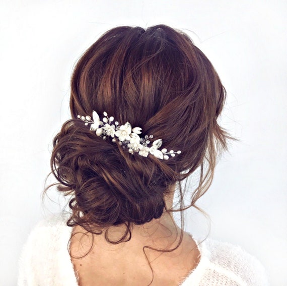 Bridal floral hair comb, Pearl hair comb, Flower hair piece with leaves silver or gold