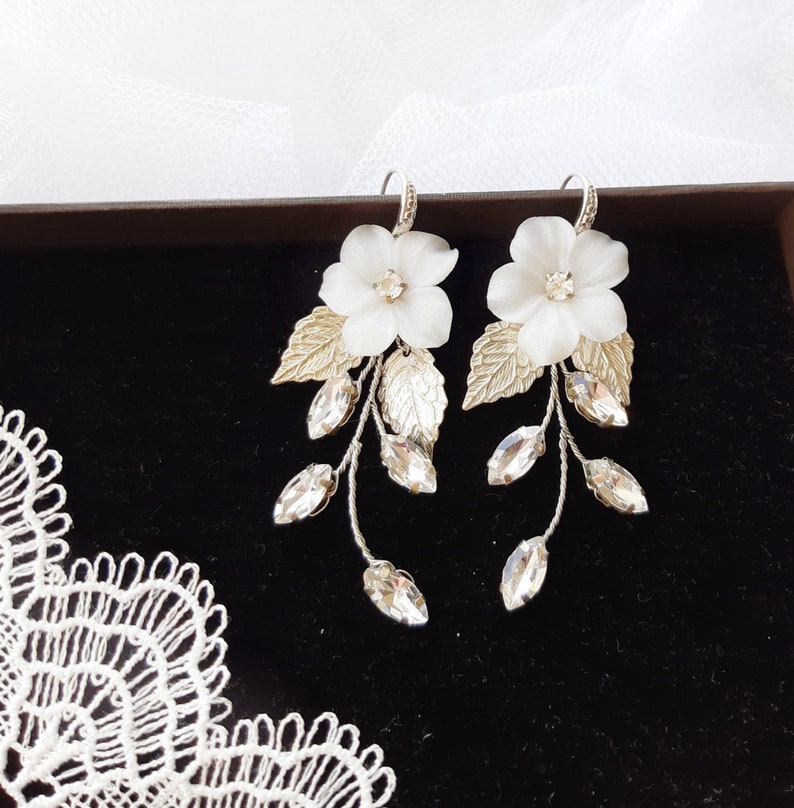 White Flower Dangle Wedding Earrings Crystal Vine Earrings Etsy