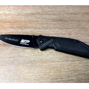 M&P m2.0 Ultra smooth opening pocket knife smooth edge-Personalized