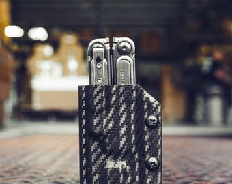 Funda multiherramienta Clip & Carry Kydex - Leatherman Arc - Fabricada en EE. UU. (Herramienta no incluida) Funda con soporte