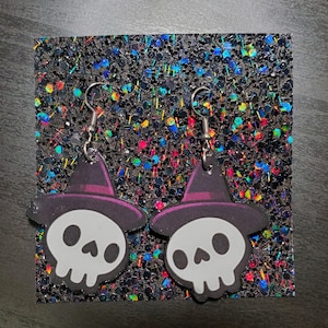 Witchy skull halloween earrings!
