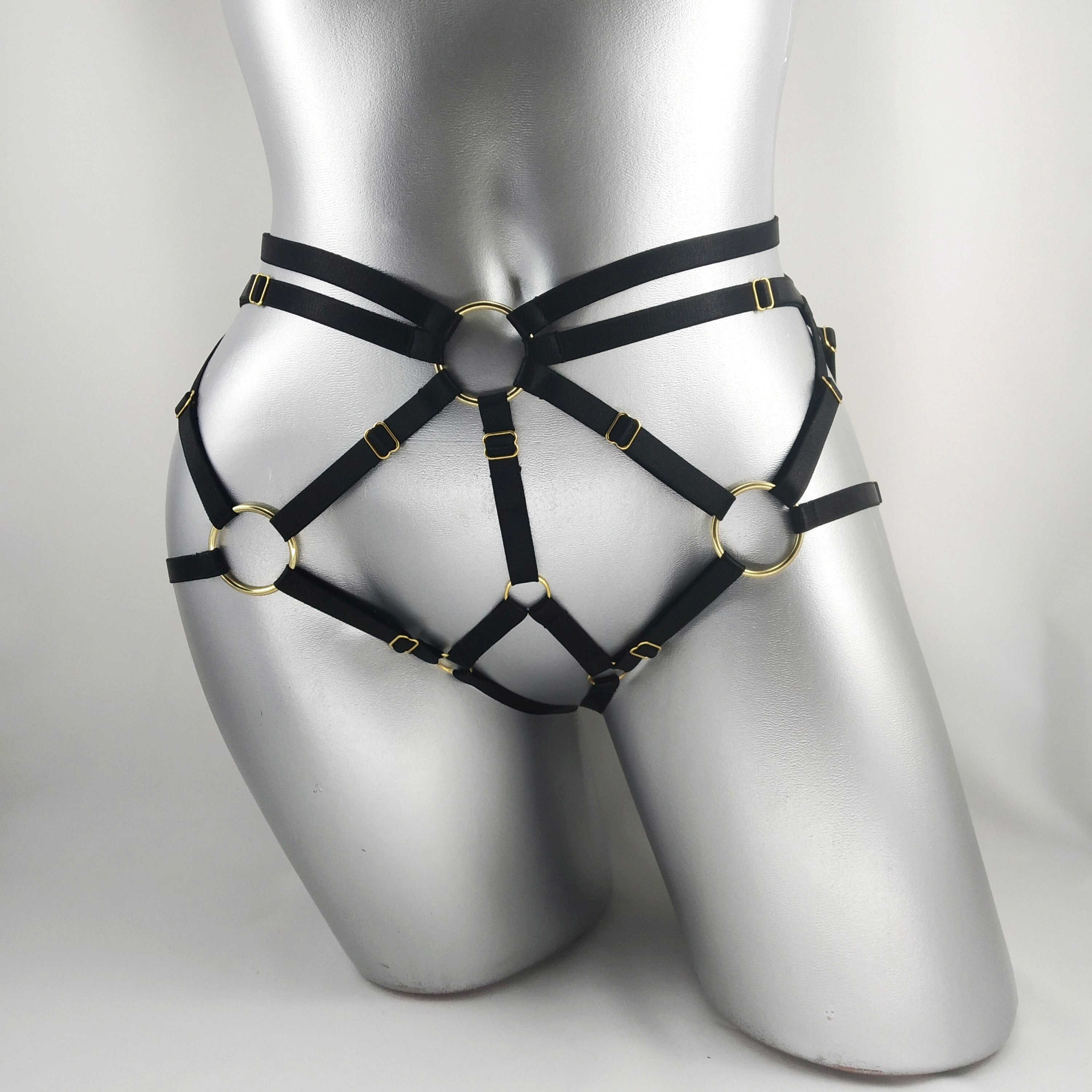 Потрясающие эротические трусики Harness с Насадкой Designer Harness & Jelly Dong Briana Blue Потрясающие эротические трусики Harness с Насадкой Designer Harness & Jelly Dong Briana Blue