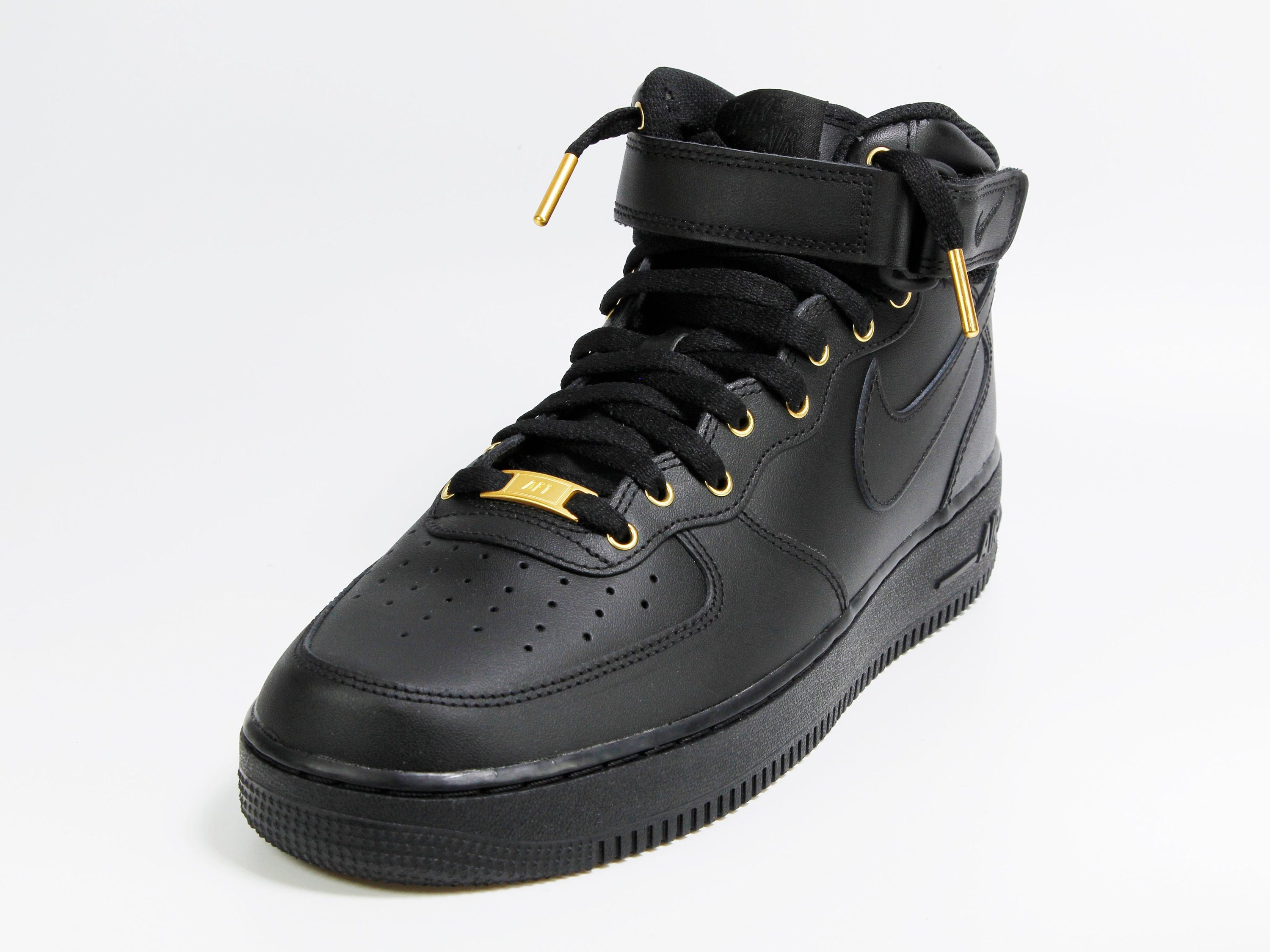 Custom Air Force 1 Low Black & Gold (MENS)