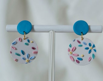 Pendientes de declaración de arcilla de polímero pastel de primavera / hechos a mano