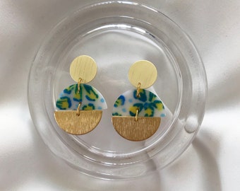 Aretes de arcilla polimérica hechos a mano verdes y dorados, pendientes de declaración pintados a mano, venta de pendientes