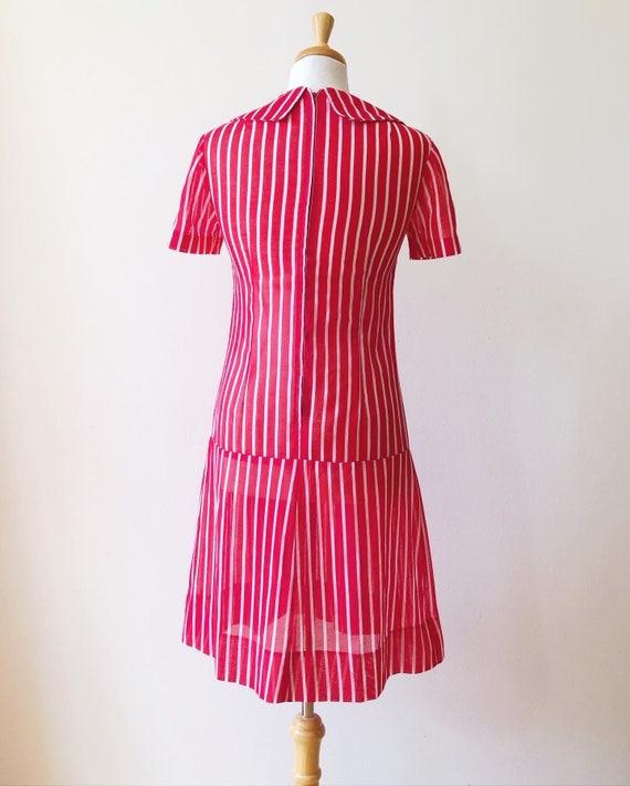 Vintage 1950s | 60s Red and White Striped Drop Wa… - image 4