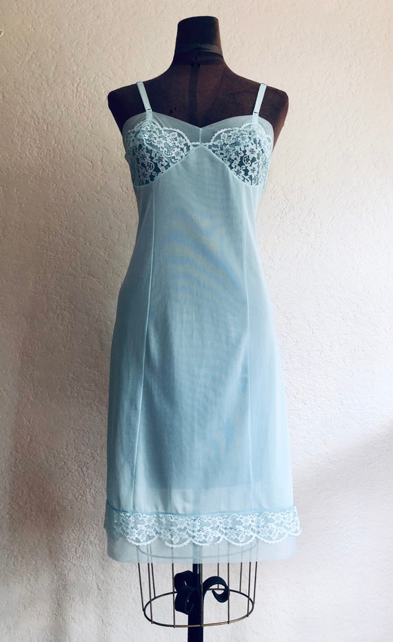 Vintage 1950’s Blue Slip