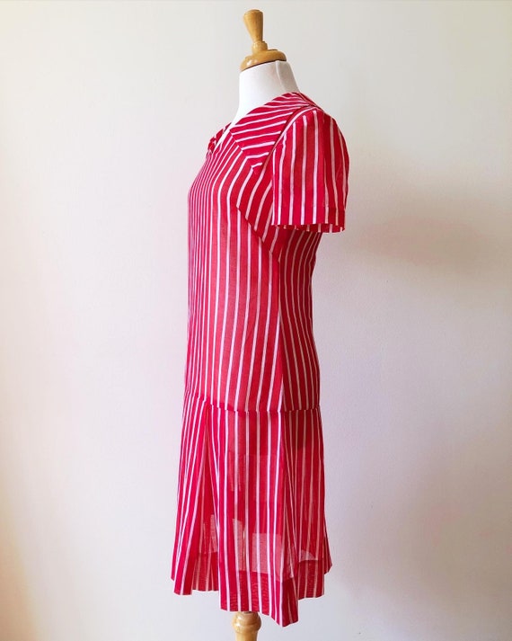 Vintage 1950s | 60s Red and White Striped Drop Wa… - image 8