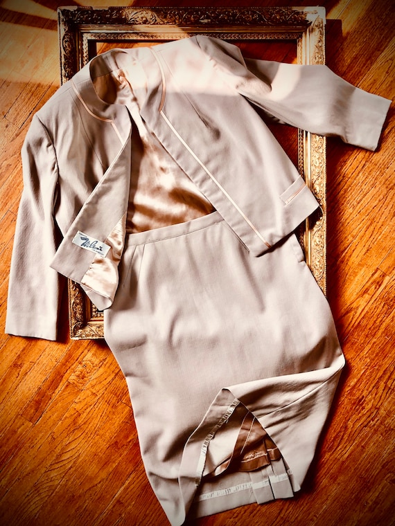 Vintage 1960’s Skirt Suit