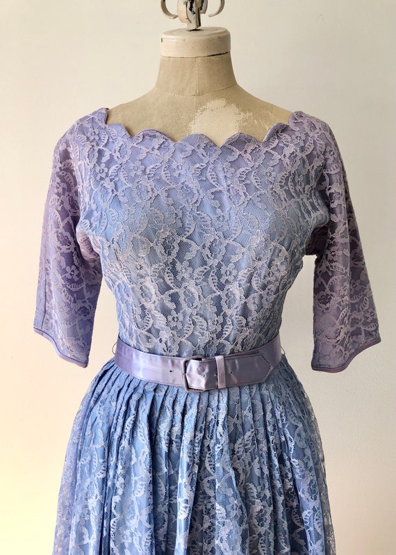 Vintage 1950s Lilac Lace Dress - image 2
