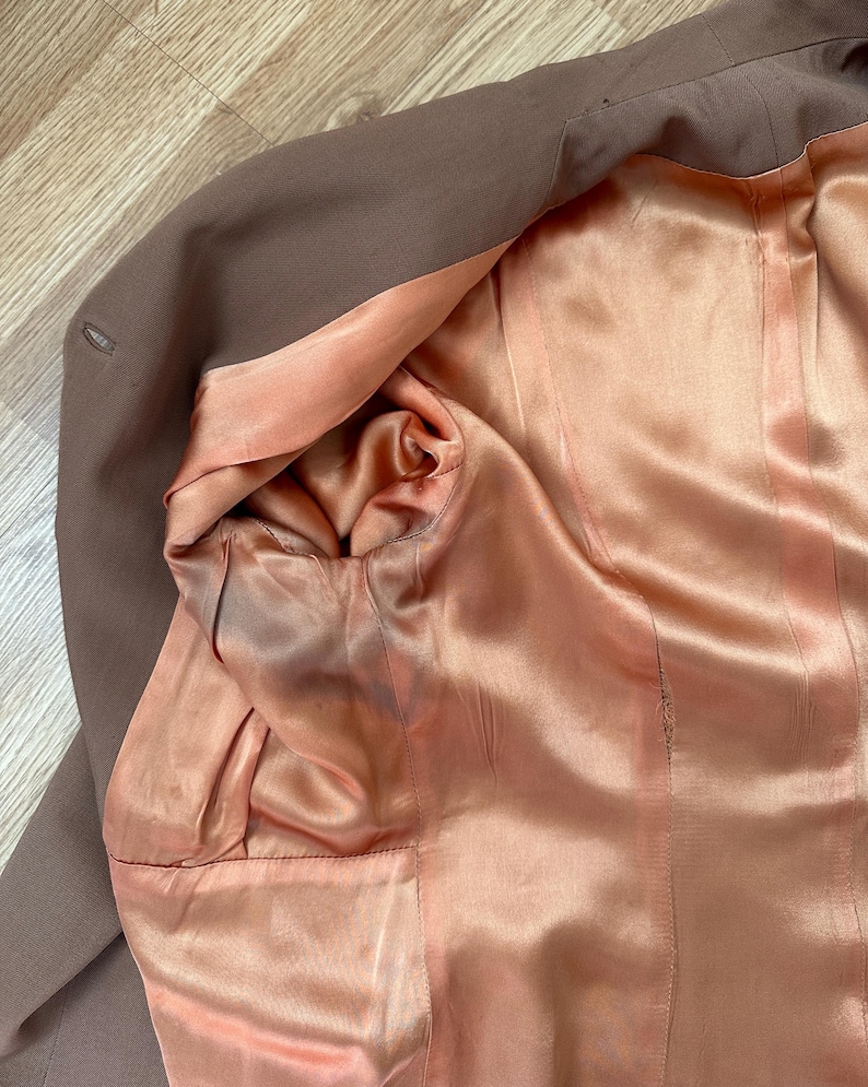 Vintage 1940s Beige Gabardine Suit Jacket | Blazer image 11