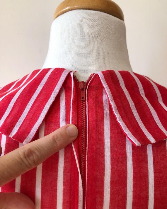 Vintage 1950s | 60s Red and White Striped Drop Wa… - image 6