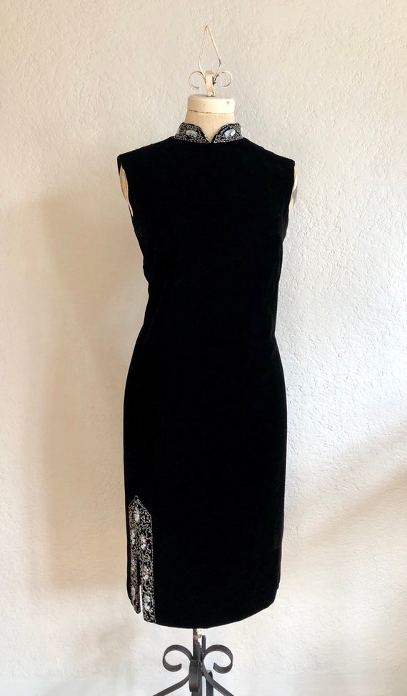 Vintage 1960s Black Velvet Dress
