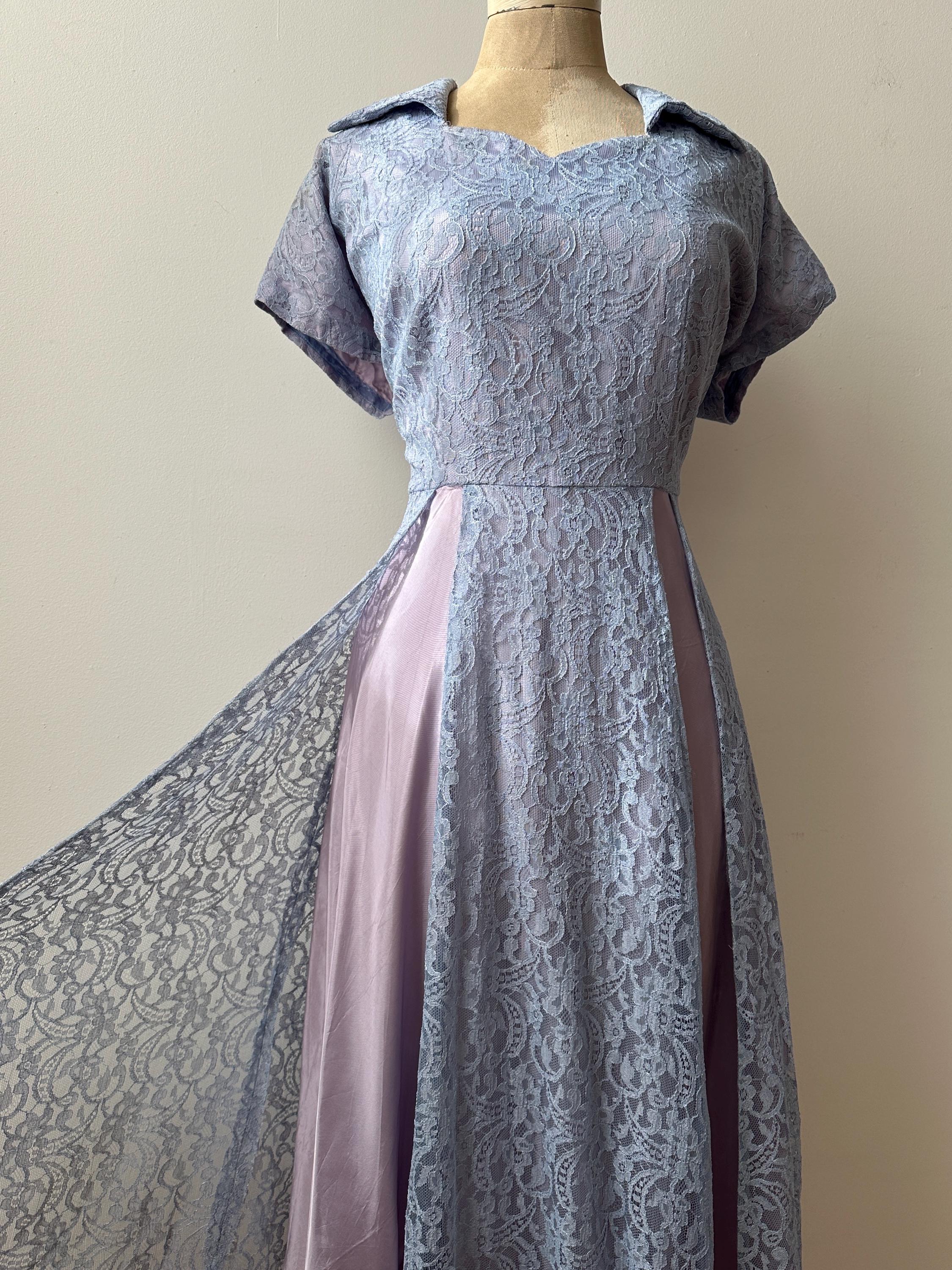 Vintage 1940s | 1950s Lilac Purple Lace Dress | L Vintage 1940s | 1950s Lilac Purple Lace Dress | L