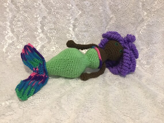 muñeca lily amigurumi