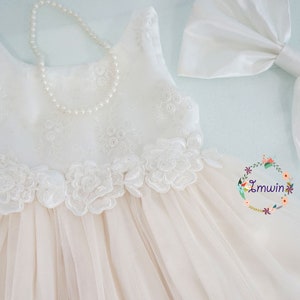 Ivory lace flower girl dress Toddler dress Tulle dress Baby lace dress First communion dress