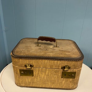 Vintage Tweed Train Case, vintage suitcase, vintage storage box, Gerling Products