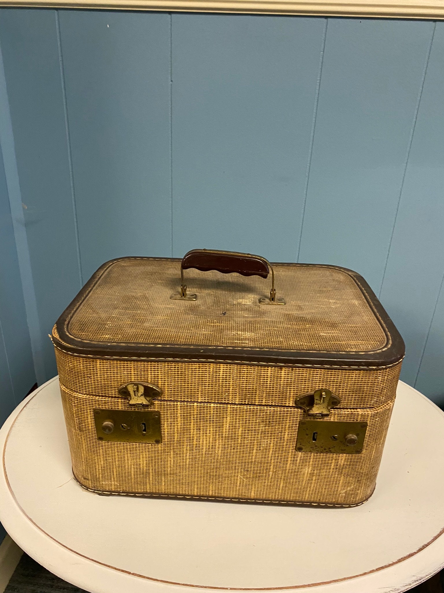 Vintage tweed sale case