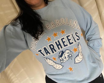 80s University of North Carolina Tarheels Raglan Sweatshirt