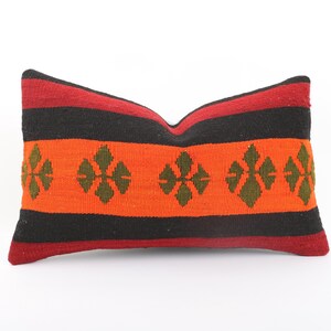 Almohada lumbar Kilim turca hecha a mano: cojín tejido vintage (30 x 50 cm)