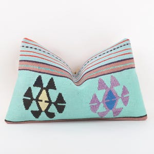 Funda de almohada Kilim turca tejida a mano: decoración étnica bohemia
