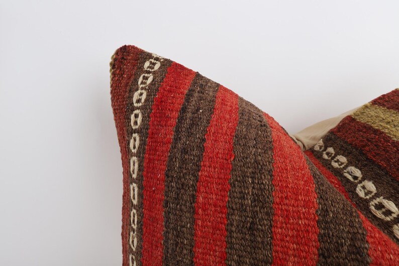 Vintage Kilim Pillow Cover, Handwoven Wool Bohemian Cushion (18''x18'') image 2