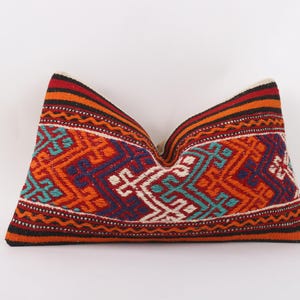 Funda de cojín Kilim turco tejida a mano: estilo bohemio vintage
