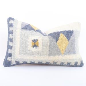 Almohada lumbar Kilim turca hecha a mano: cojín tejido vintage (30 x 50 cm)