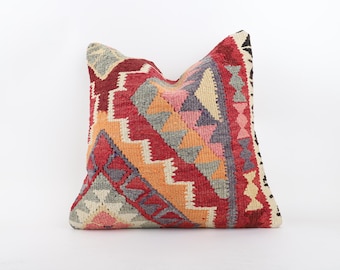 Vintage Turkish Kilim Pillow Cover: 20'' Handmade Wool Cushion